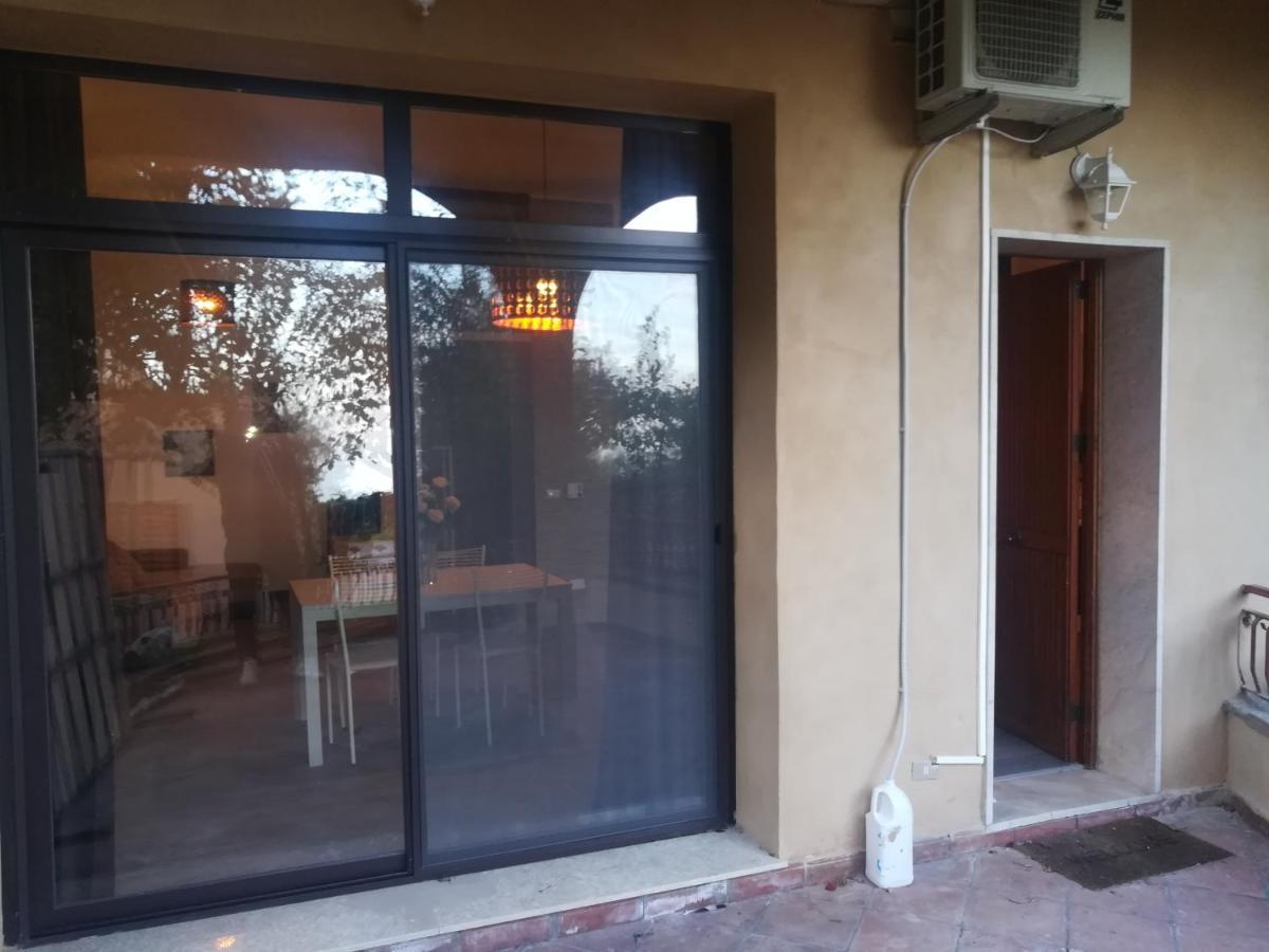 Elegance Apartment Taormina Летояни Екстериор снимка
